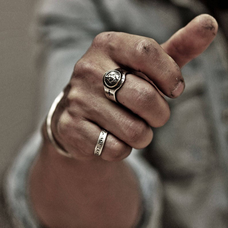 European And American Popular Religion Old Embossed Vintage Ring